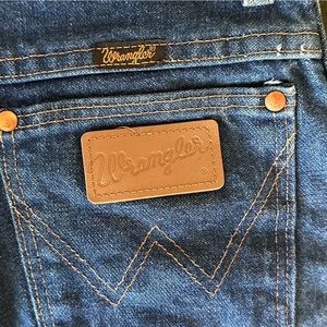 straight leg wrangler jeans